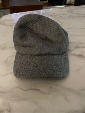 Gap hat